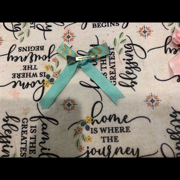 Bows by Halee Jo🎀 - Picture 2 of 2